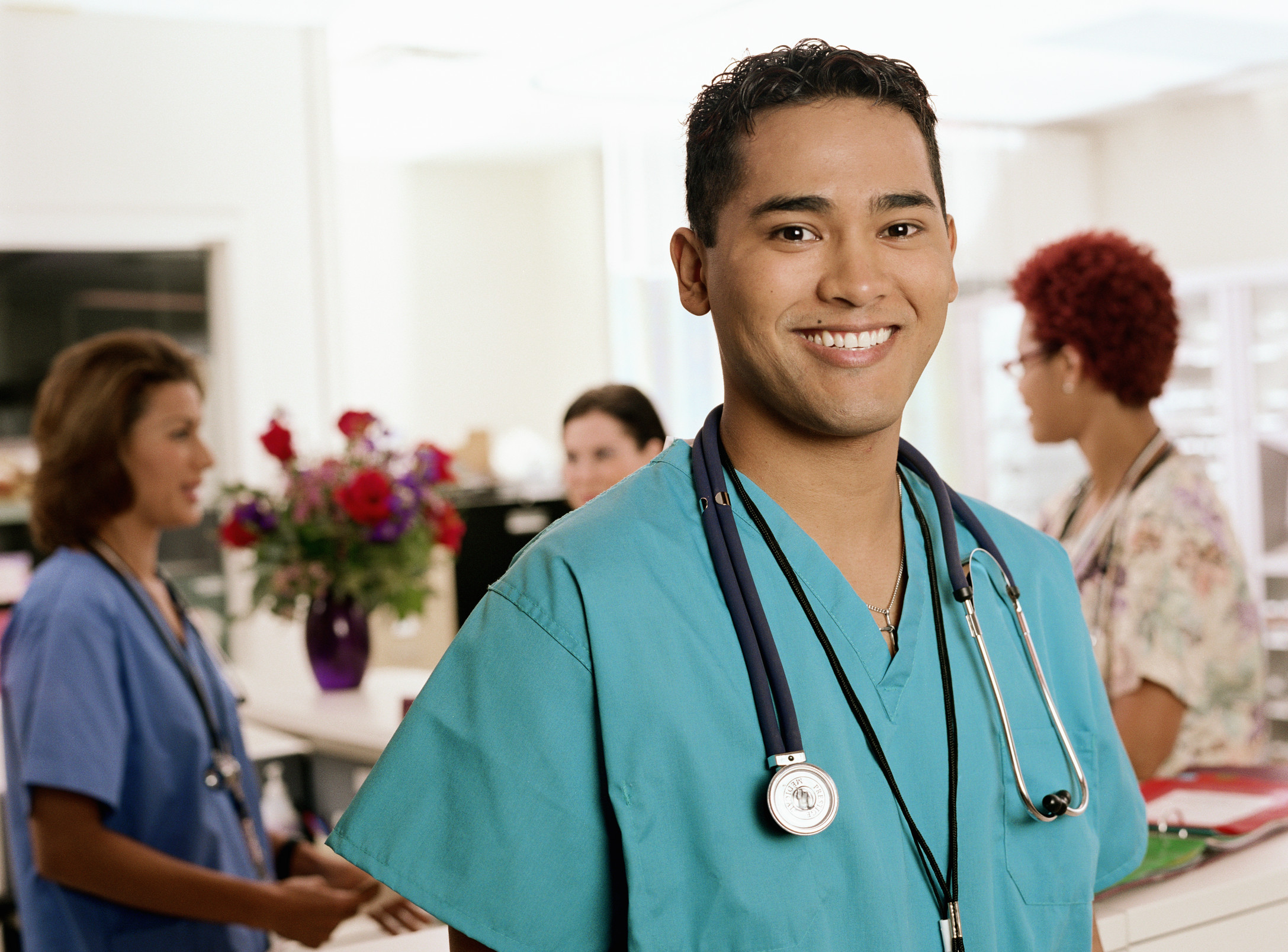 Why Men Should Consider Joining the Nursing Field